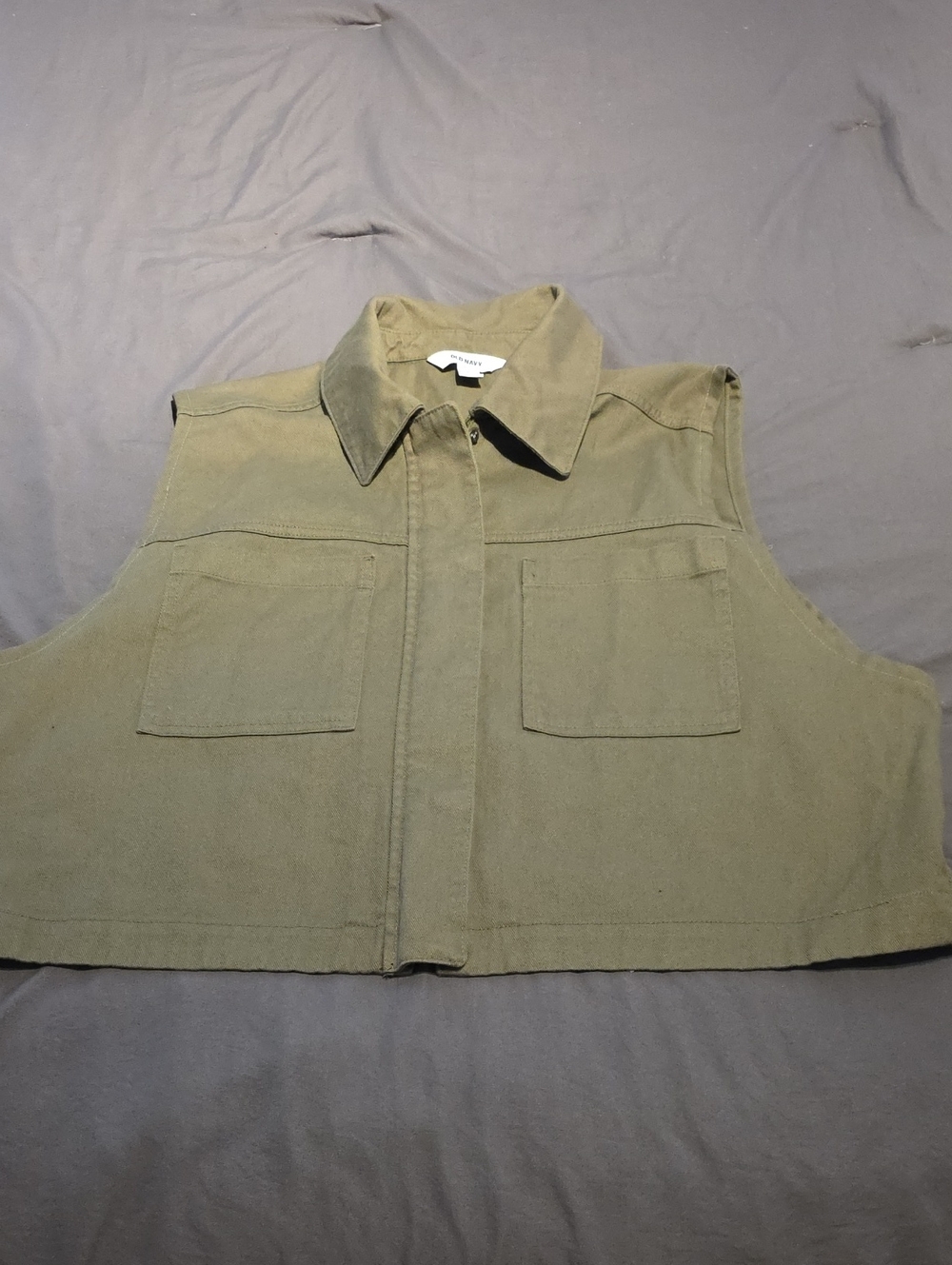Old Navy Cropped Utility Vest in Olive